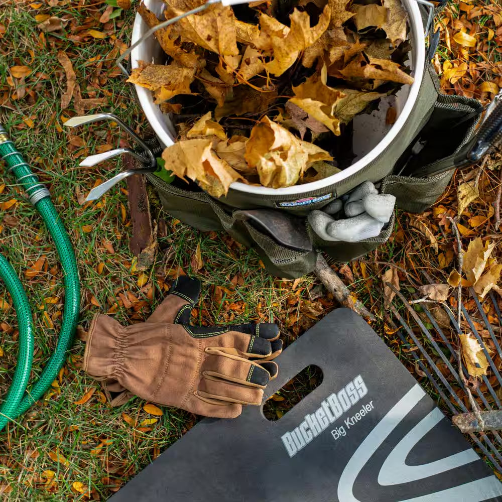 Bucket gardening tool storage bag 