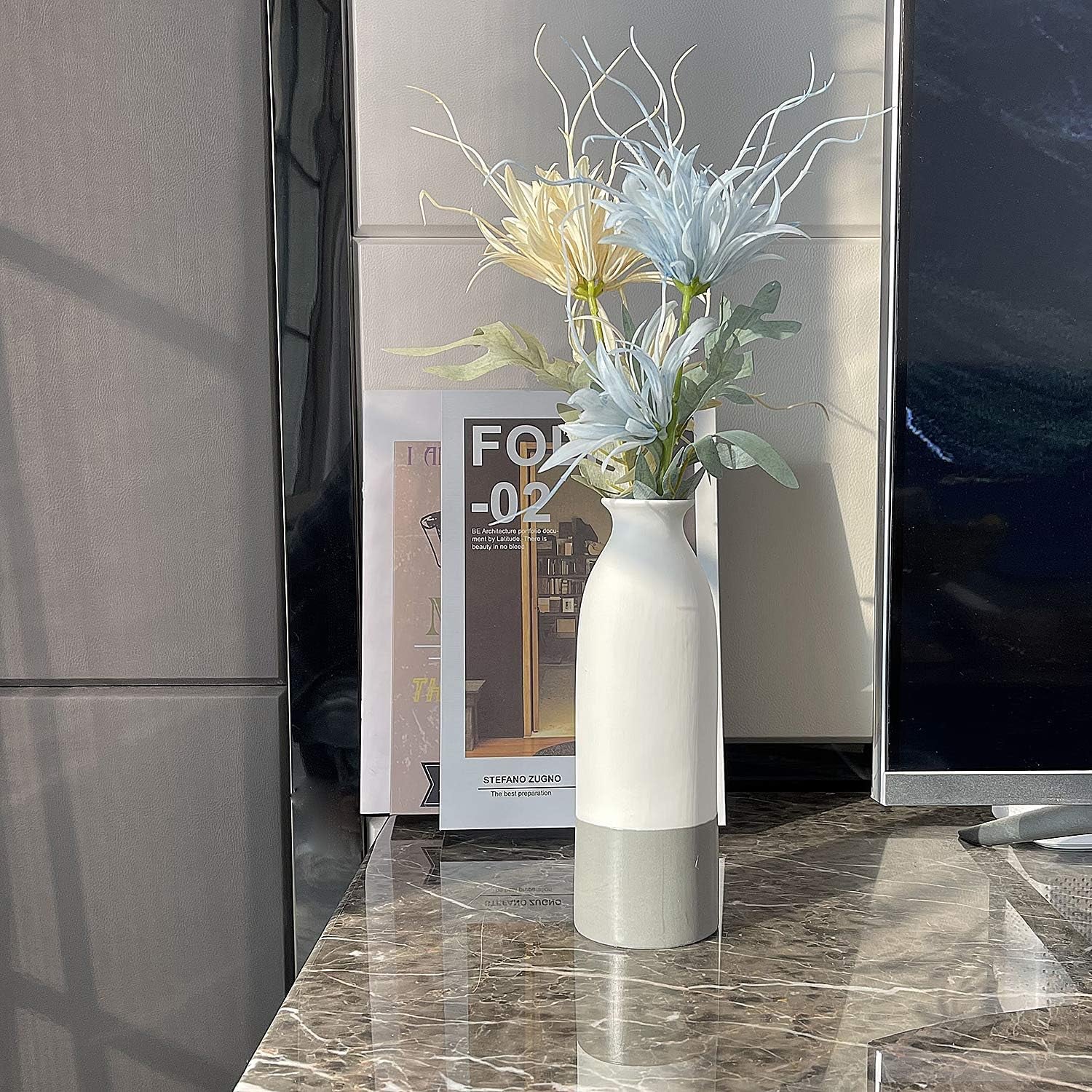 Set of 3 White Gray Ceramic Vase